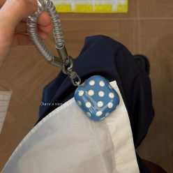 小眾ins韓系藍色鏤空波點掛飾AirpodsPro耳機殼